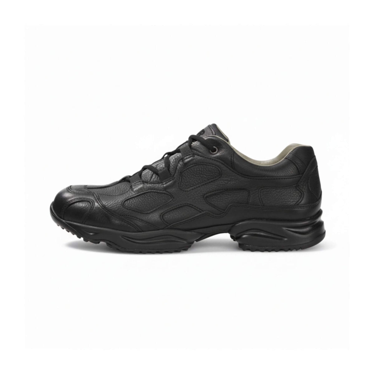 BAER OMN6 gallery 1096159_women's-sports-shoe-high-performance-2.5-l-in-black_cp.jpg