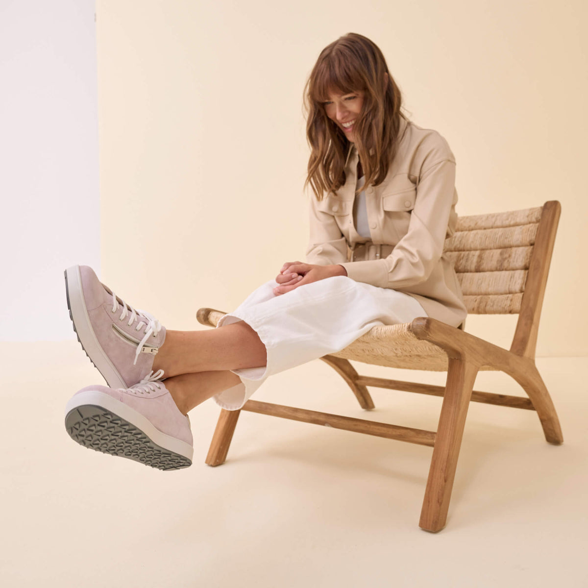 BAER OMN6 gallery 2145107_damen-schnuerschuh-margot-in-schwarz_l.jpg