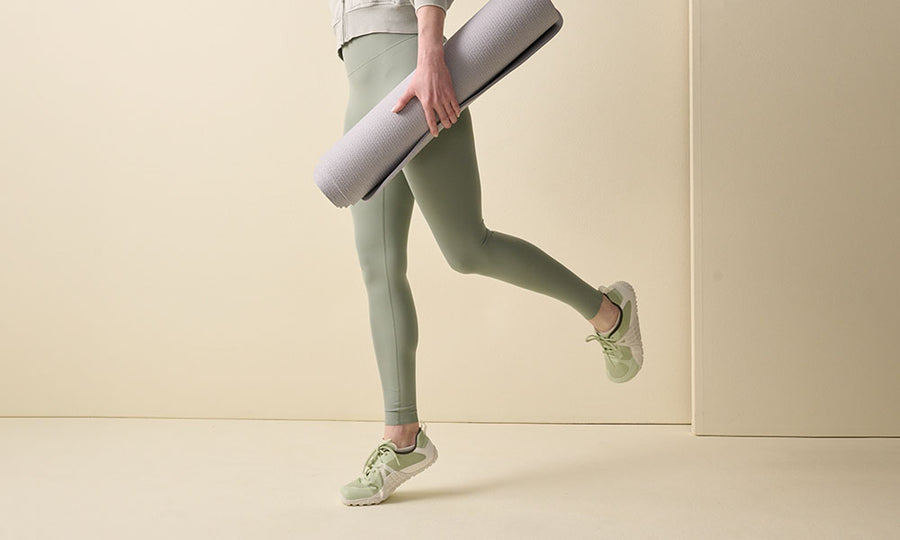 <div class="metafield-rich_text_field"><p>IDEALER YOGA-BEGLEITER:</p></div>
