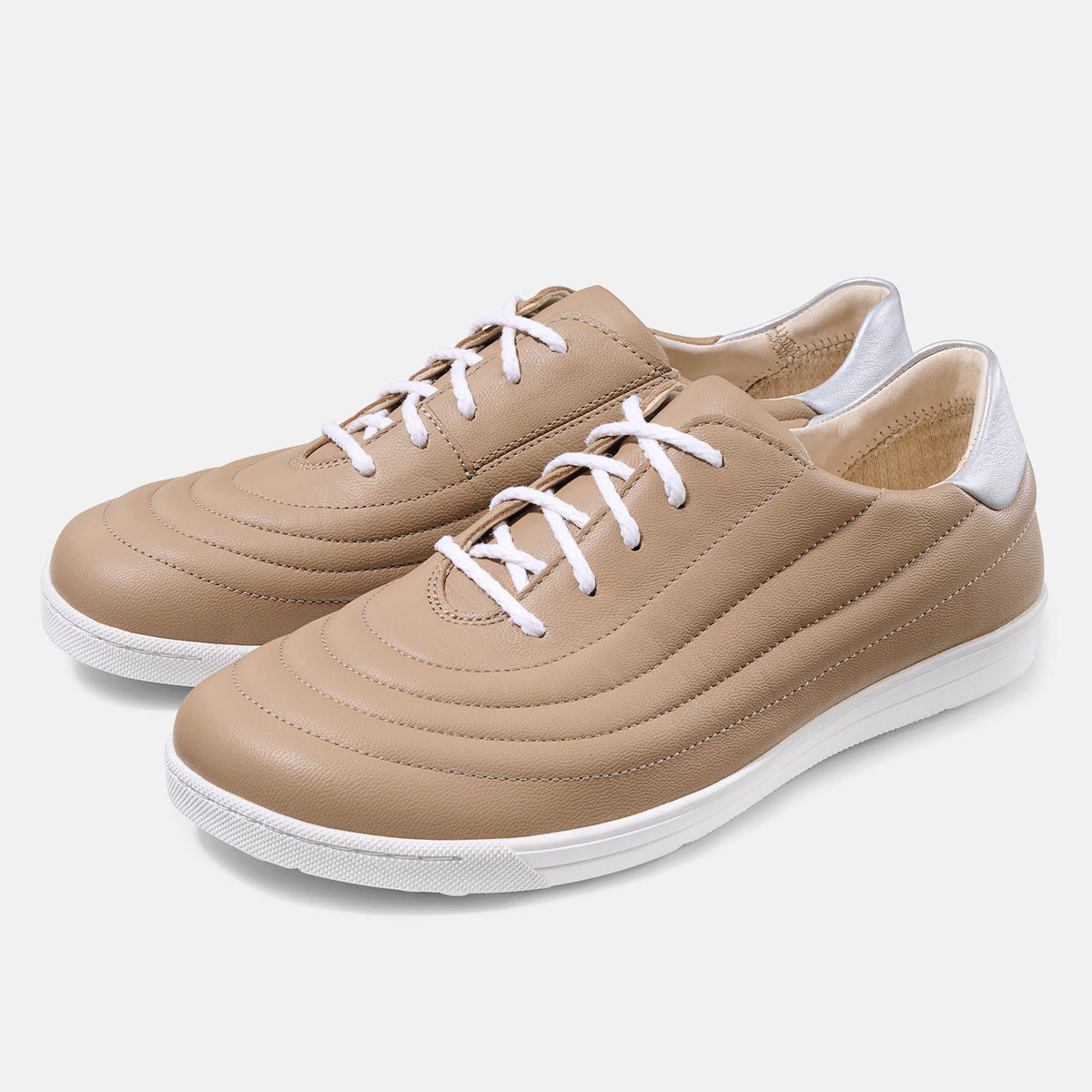 BAER OMN6 main 3056211_women-lace-up-shoe-Harper-beige_p.jpg